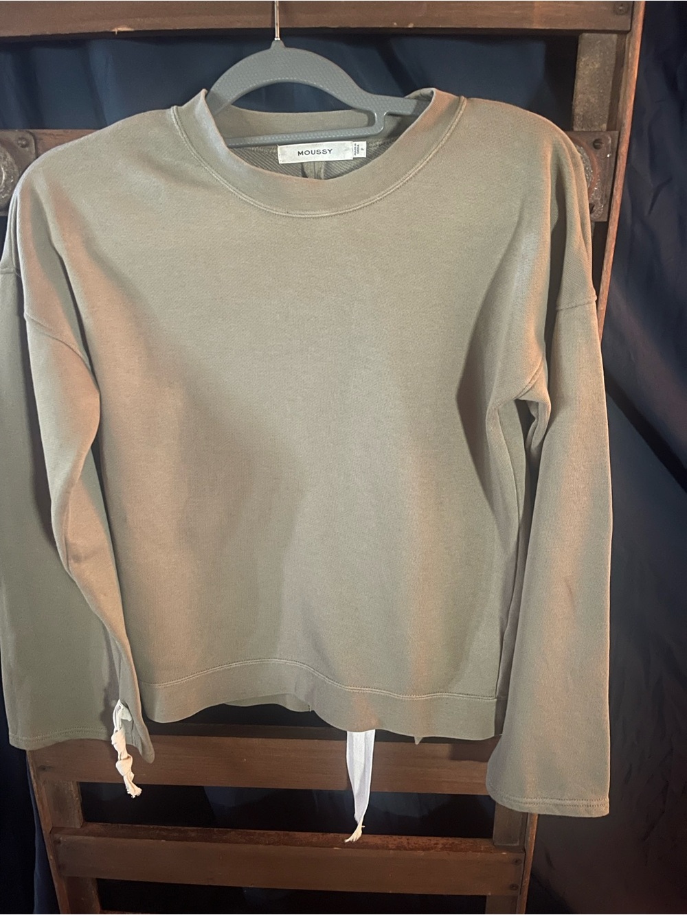 MOUSSY Olive/Taupe Crewneck Women's Sweatshirt